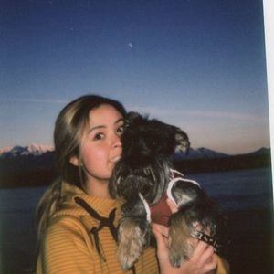 Meet your Posher, Mariela